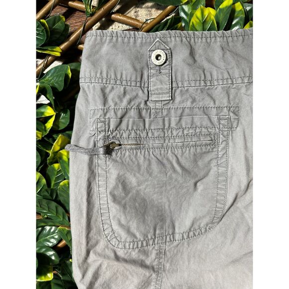 y2k GAP JEANS Gray Cargo Capri Pants Size 8 - Picture 6 of 12